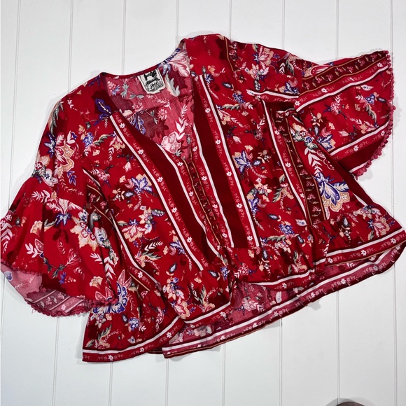Jaase Tops - Jaase Anthropologie Red Boho Bell Sleeve Crop Top sz M
